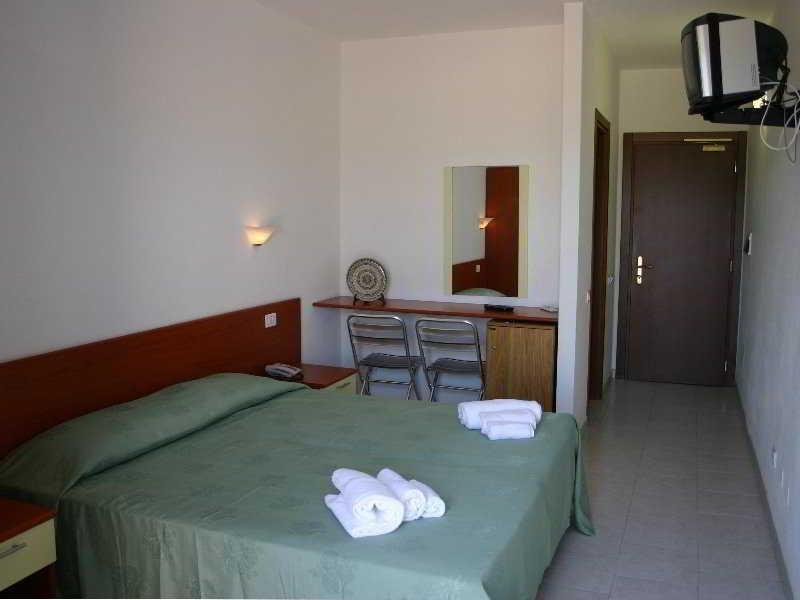 Nyce Club Sport Village Badesi Esterno foto